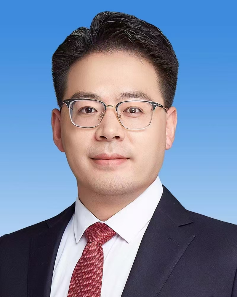 王强